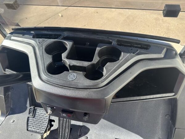 2021 Yamaha Golf-Car Drive2 EFI Quietech Gas - Image 9