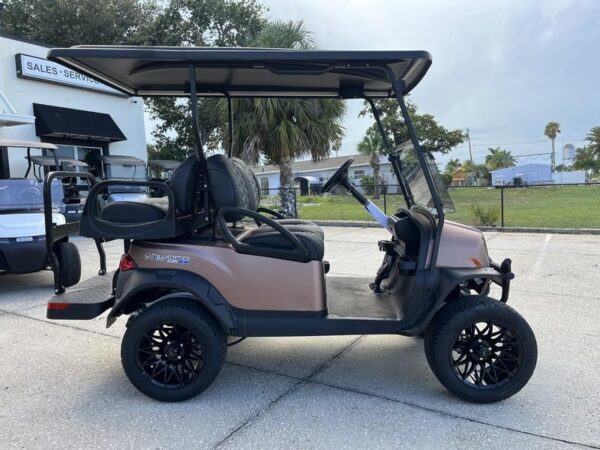 Club Car® Onward® Electric or Gas Golf Cart (2/4 Passenger Models) - Image 3