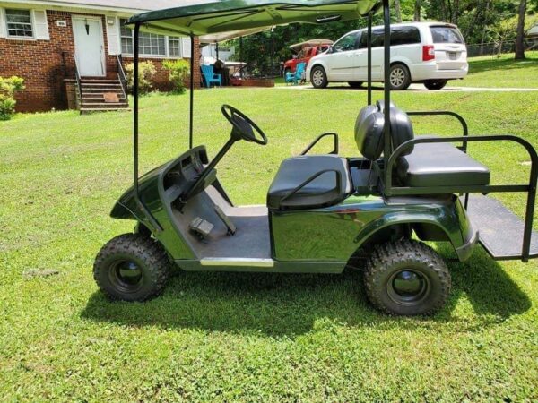 EZGO TXT Electric Golf Cart - Image 2